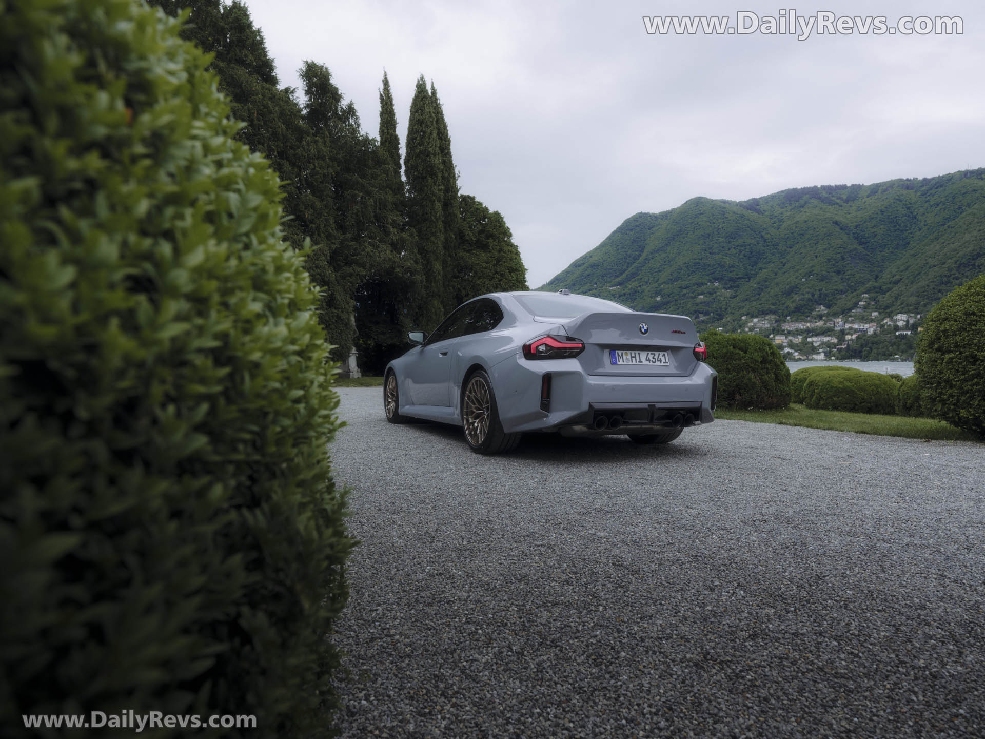 2027 BMW M2 CS G87 Front View
