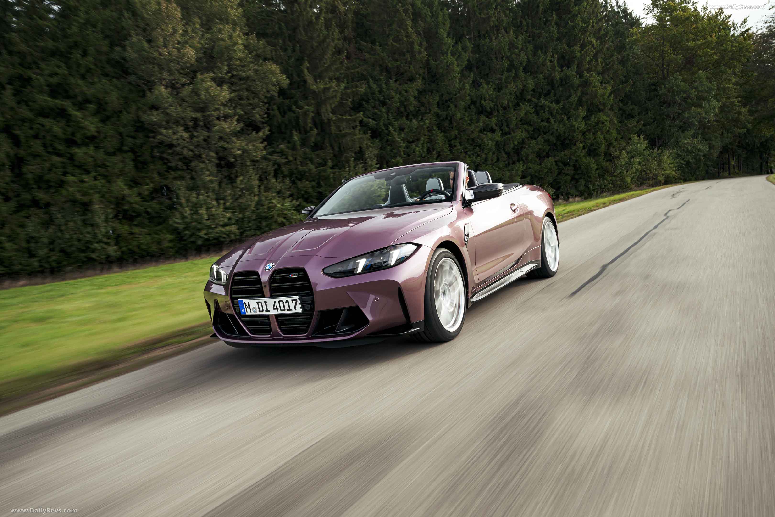 2027 BMW M4 Convertible Front View