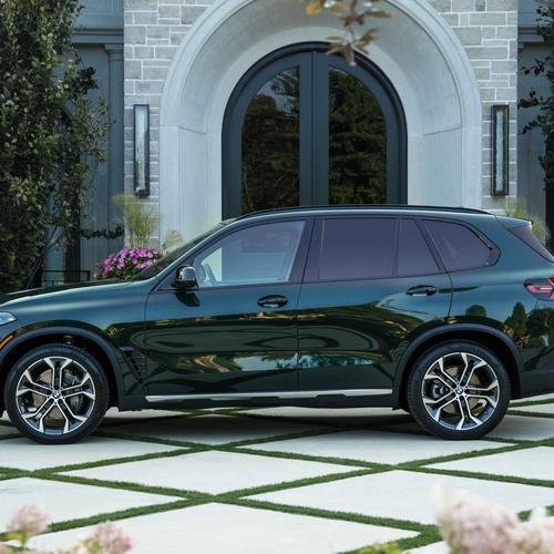 2026 BMW X5 Edition 25 Jahre Front View