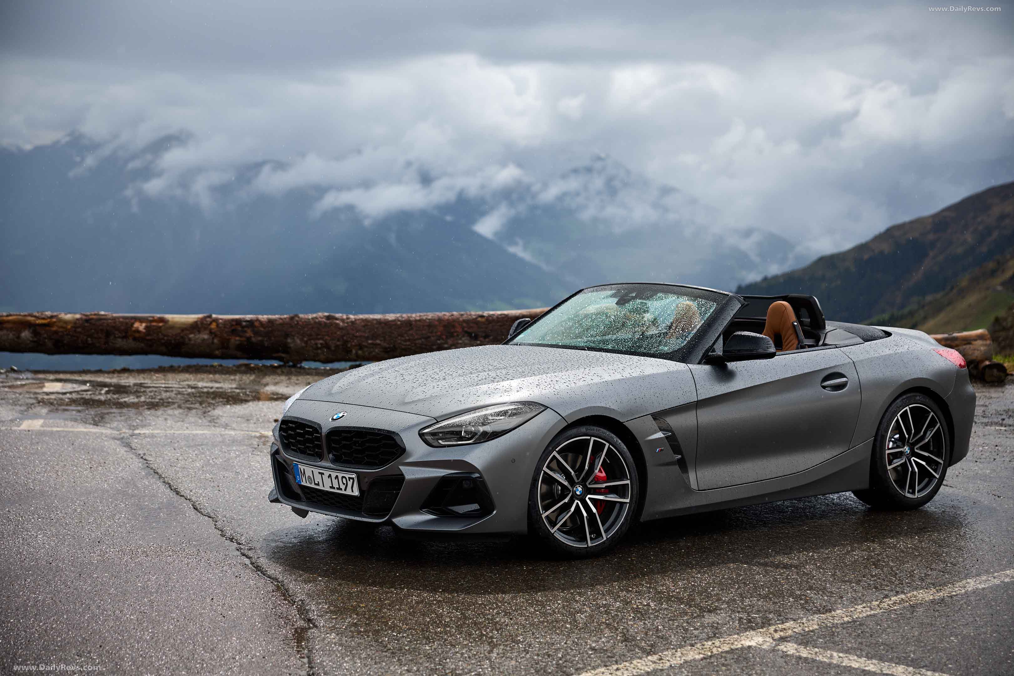 2026 BMW Z4 M40i Pure Impulse Front View