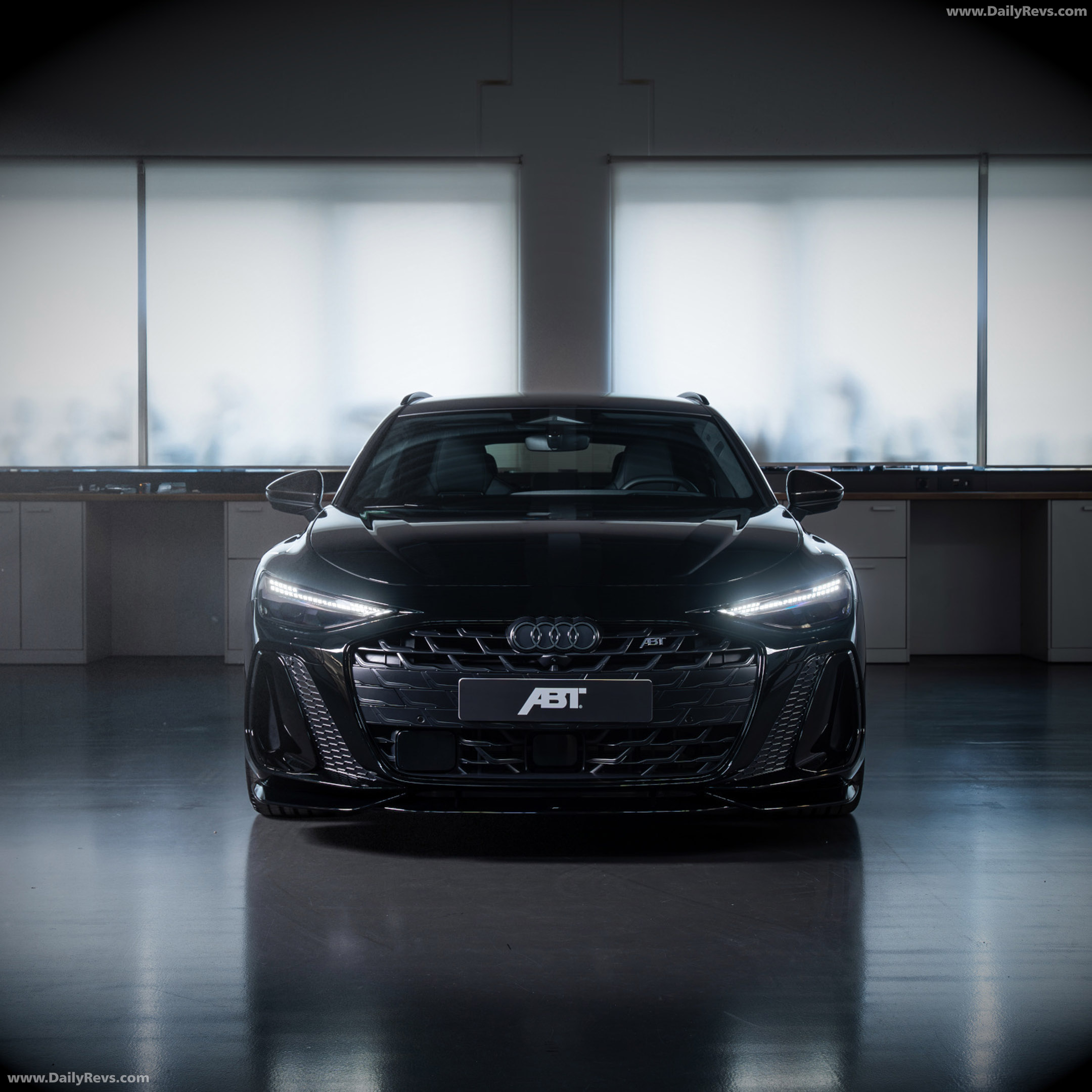 2026 ABT A6 TFSI e Front View