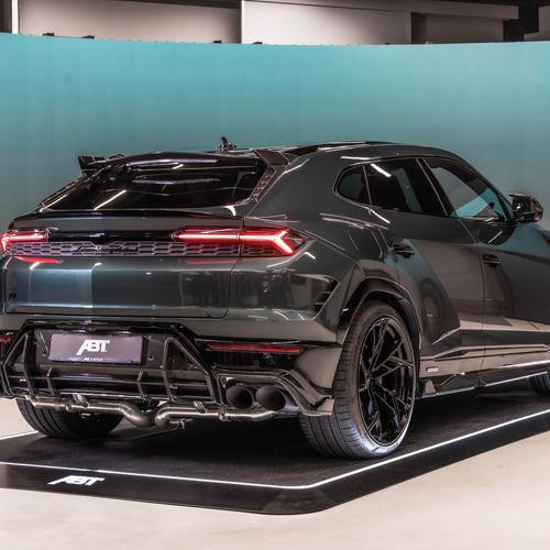 2026 ABT Urus SE Rear View