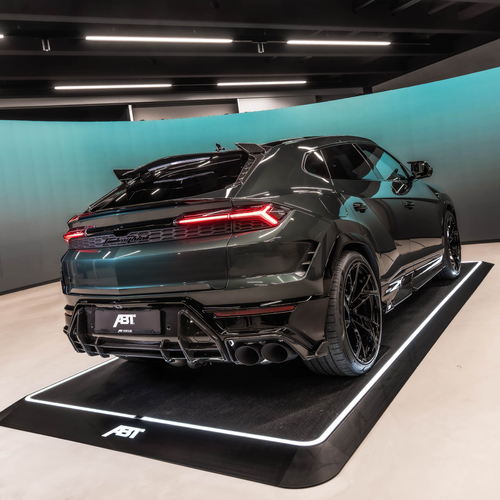 2026 ABT Urus SE Rear View