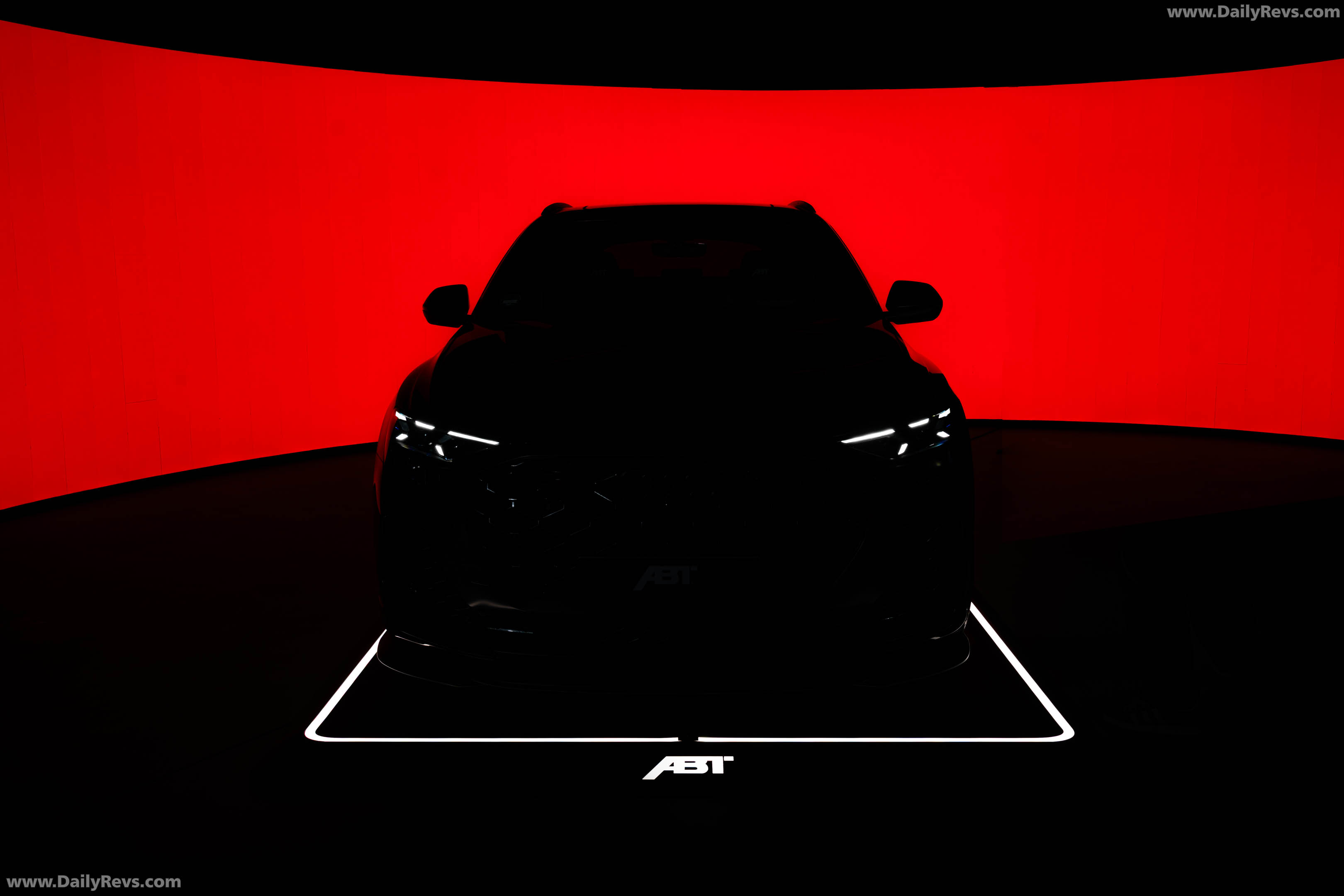 2026 ABT RSQ8-S Front View