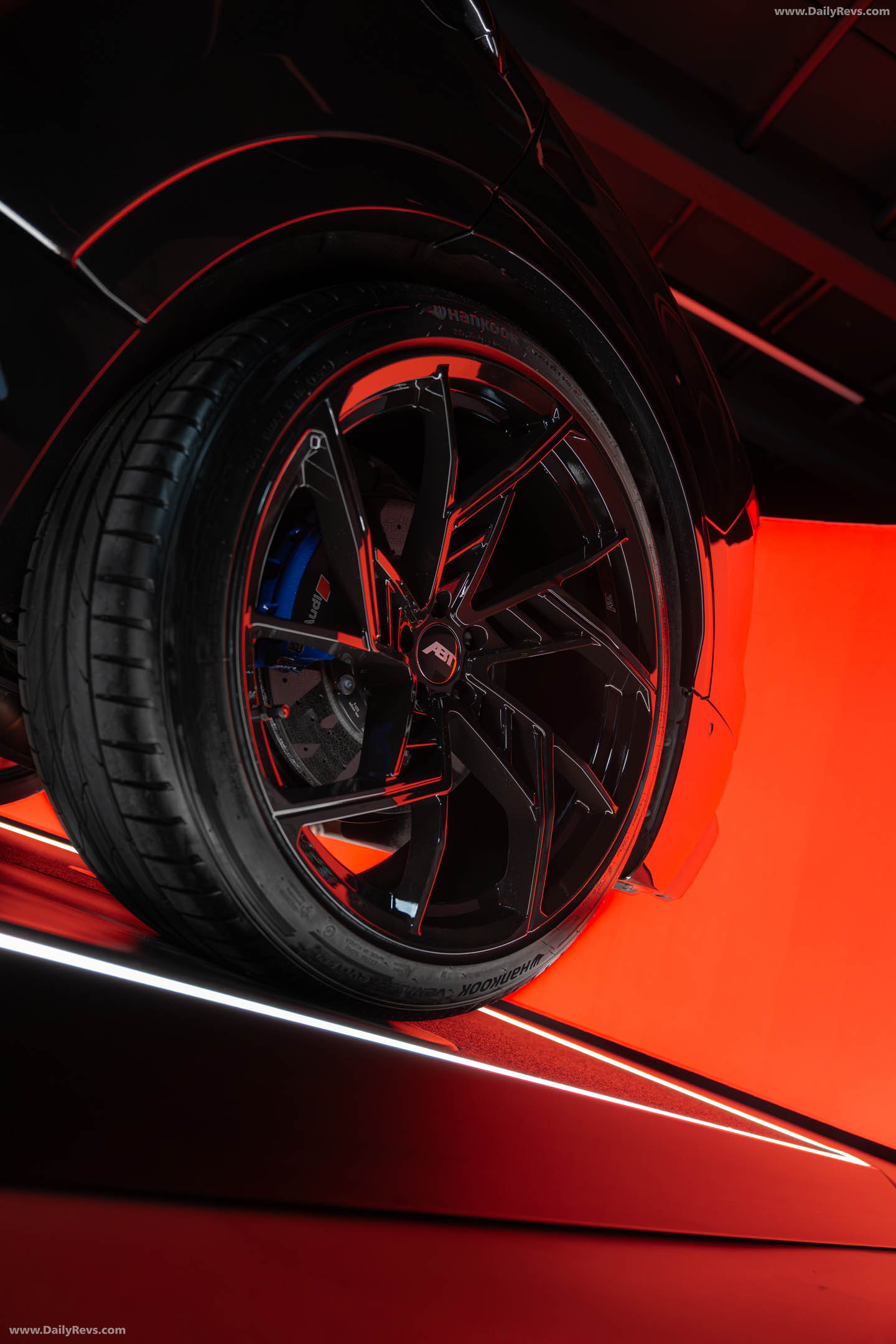 2026 ABT RSQ8-S Exterior