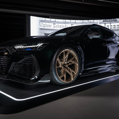 2026 ABT RS6 Legacy Edition 800 Side View
