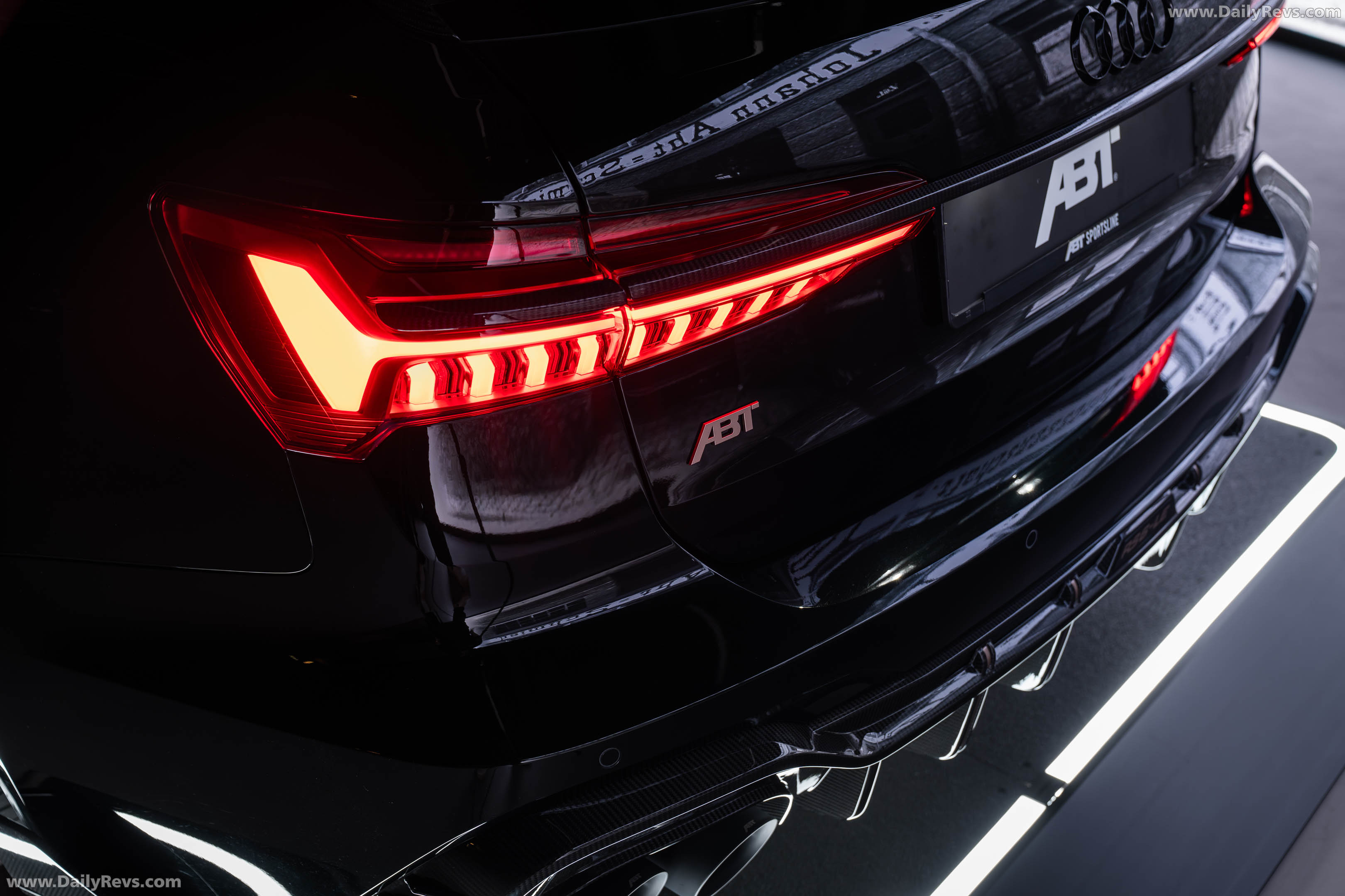 2026 ABT RS6 Legacy Edition 800 Exterior