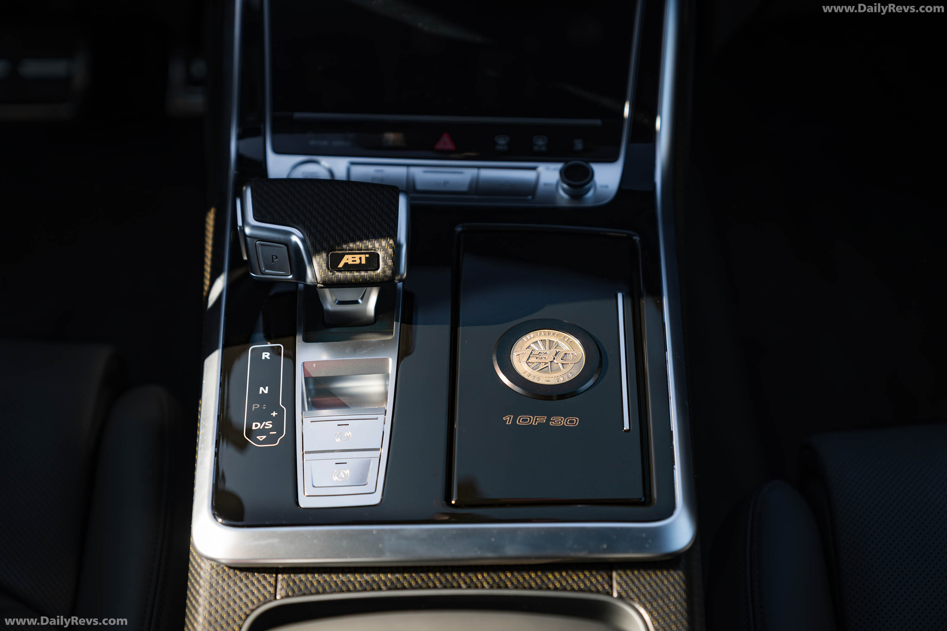 2026 ABT RSQ8-LE 1000 Interior