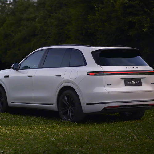 2026 AITO M7 Rear View
