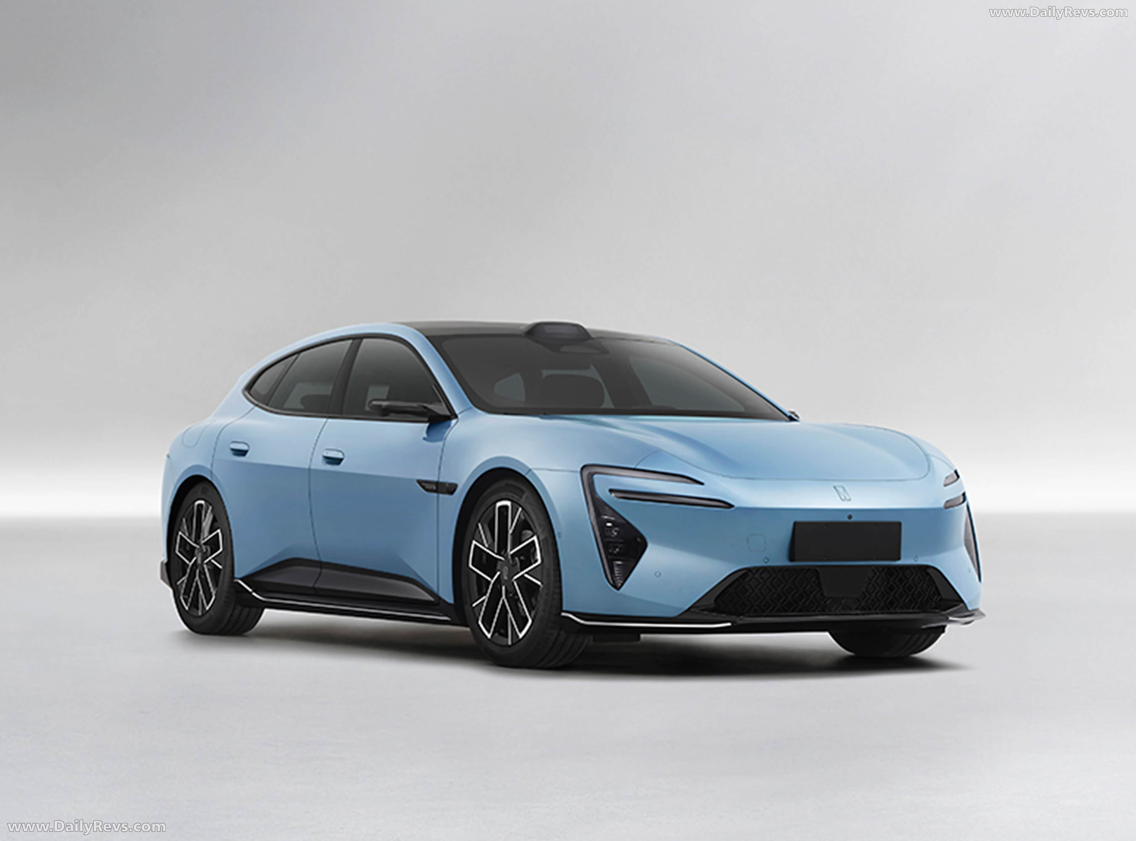 2027 AVATR 06T Front View