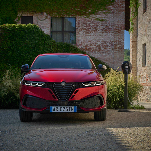 2026 Alfa Romeo Tonale Sport Speciale Front View