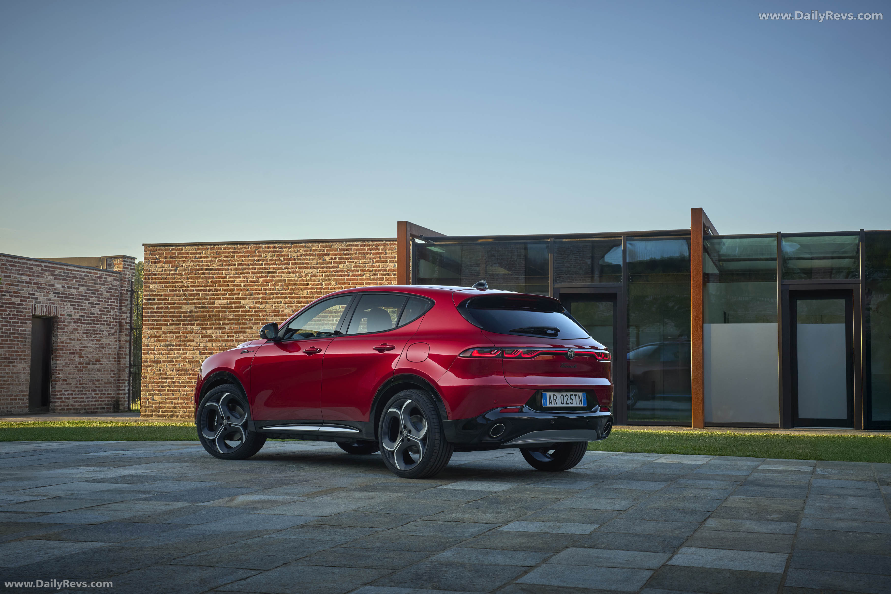 2026 Alfa Romeo Tonale Sport Speciale Rear View