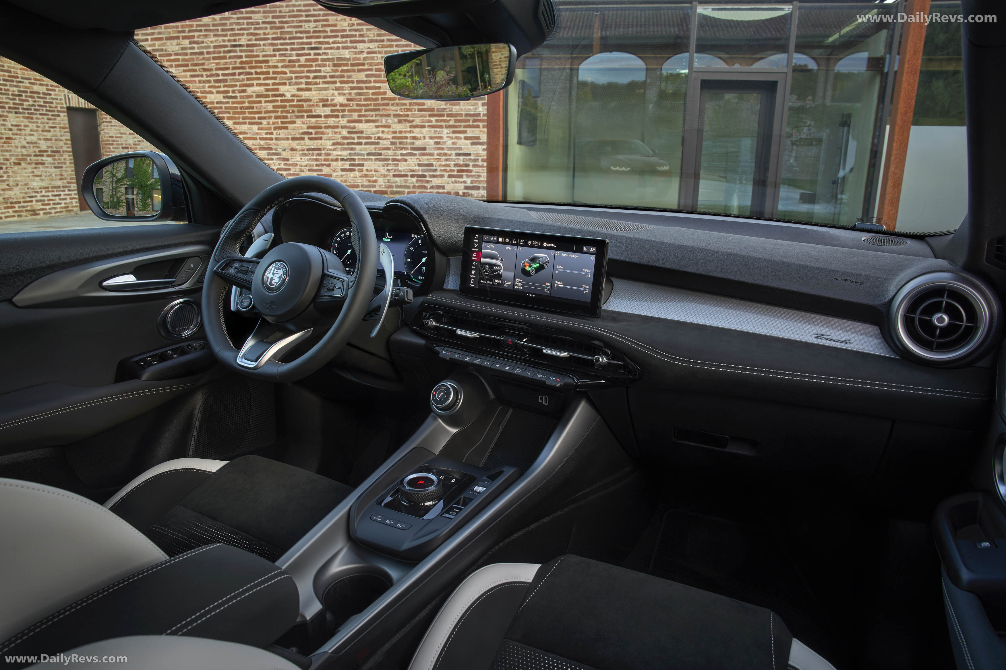 2026 Alfa Romeo Tonale Sport Speciale Interior