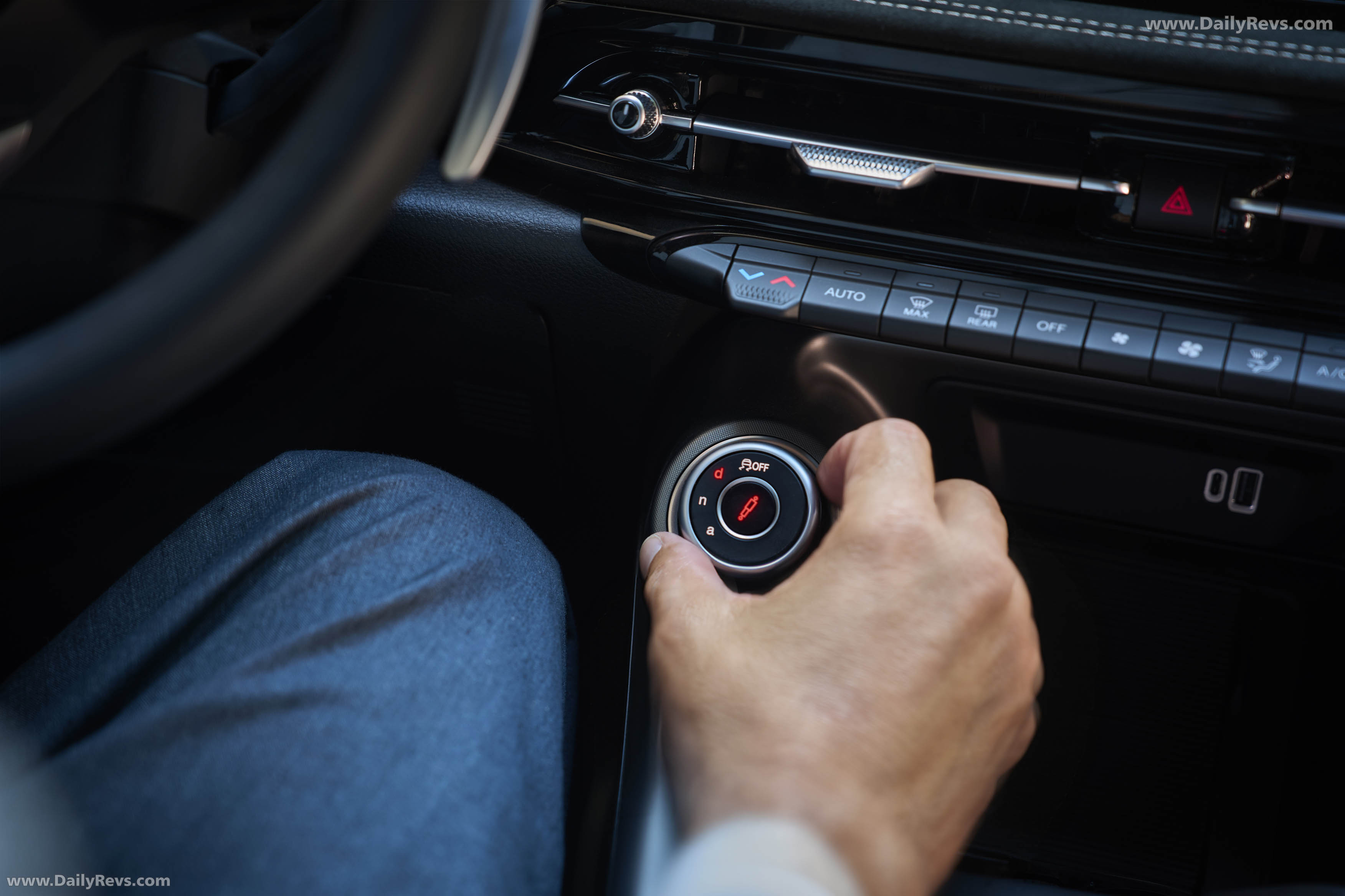 2026 Alfa Romeo Tonale Sport Speciale Interior