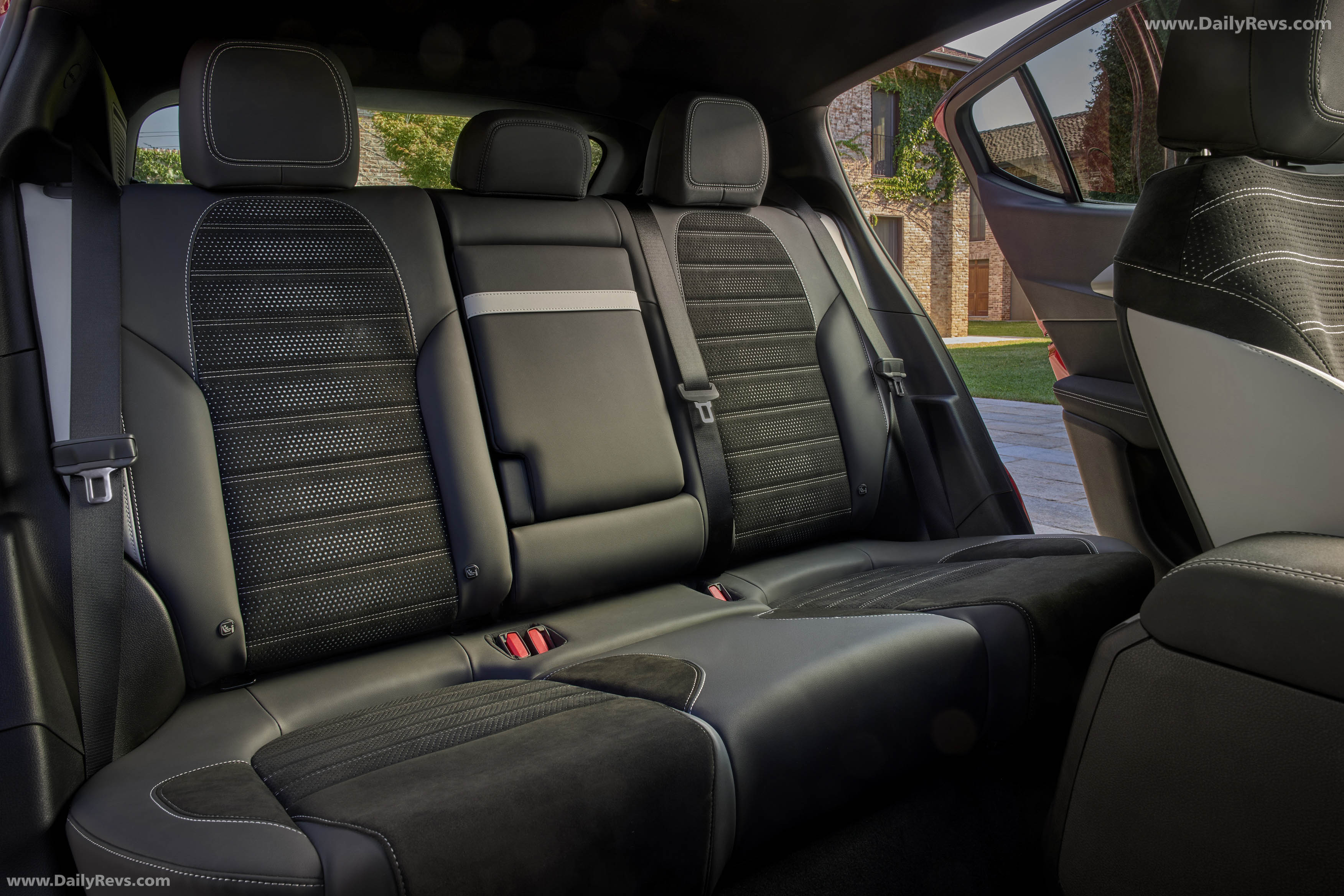 2026 Alfa Romeo Tonale Sport Speciale Interior