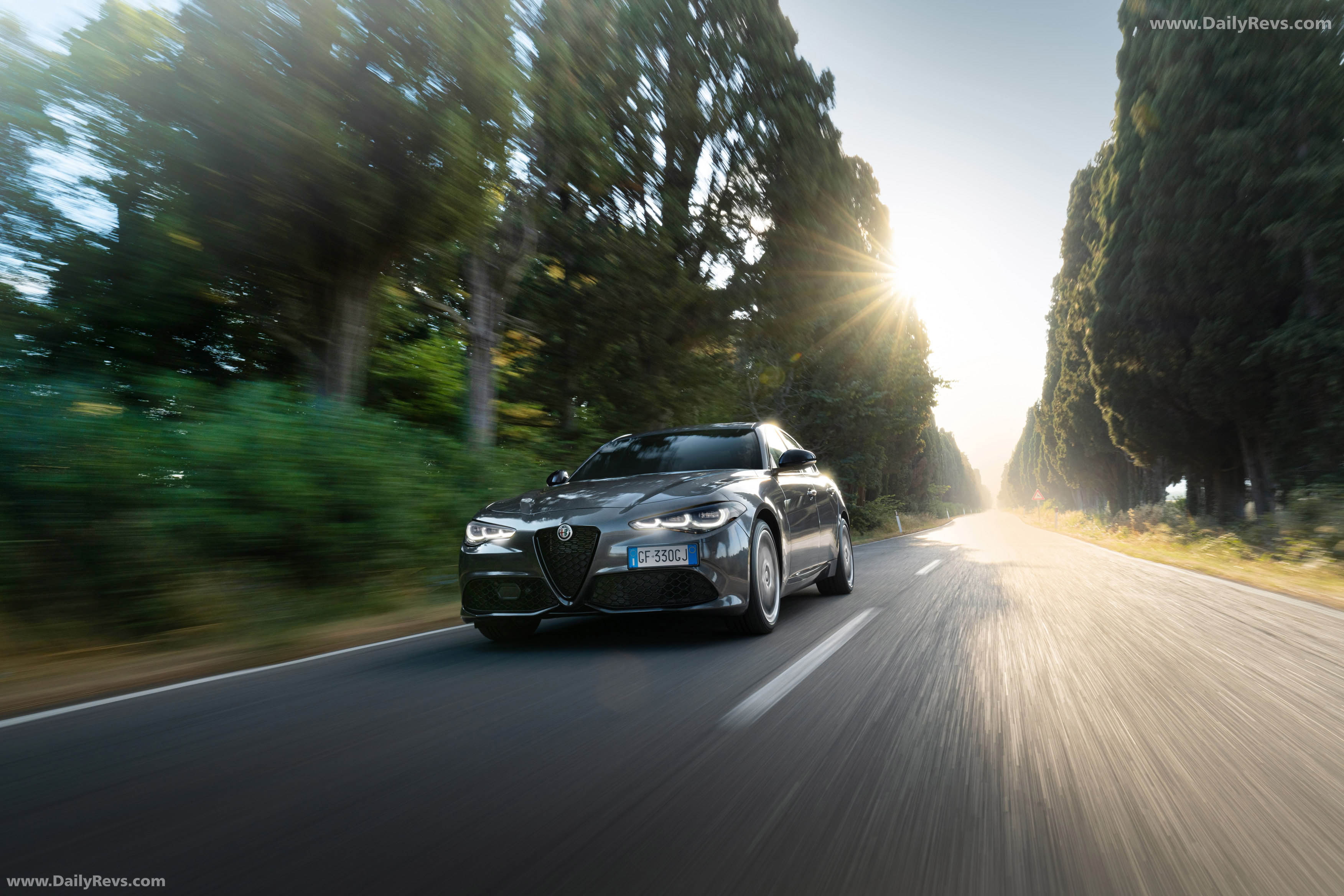 2025 Alfa Romeo Giulia Sprint Front View