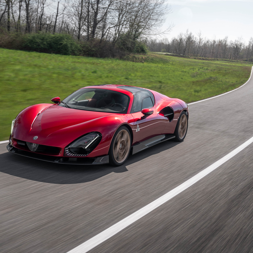 2024 Alfa Romeo 33 Stradale Front View