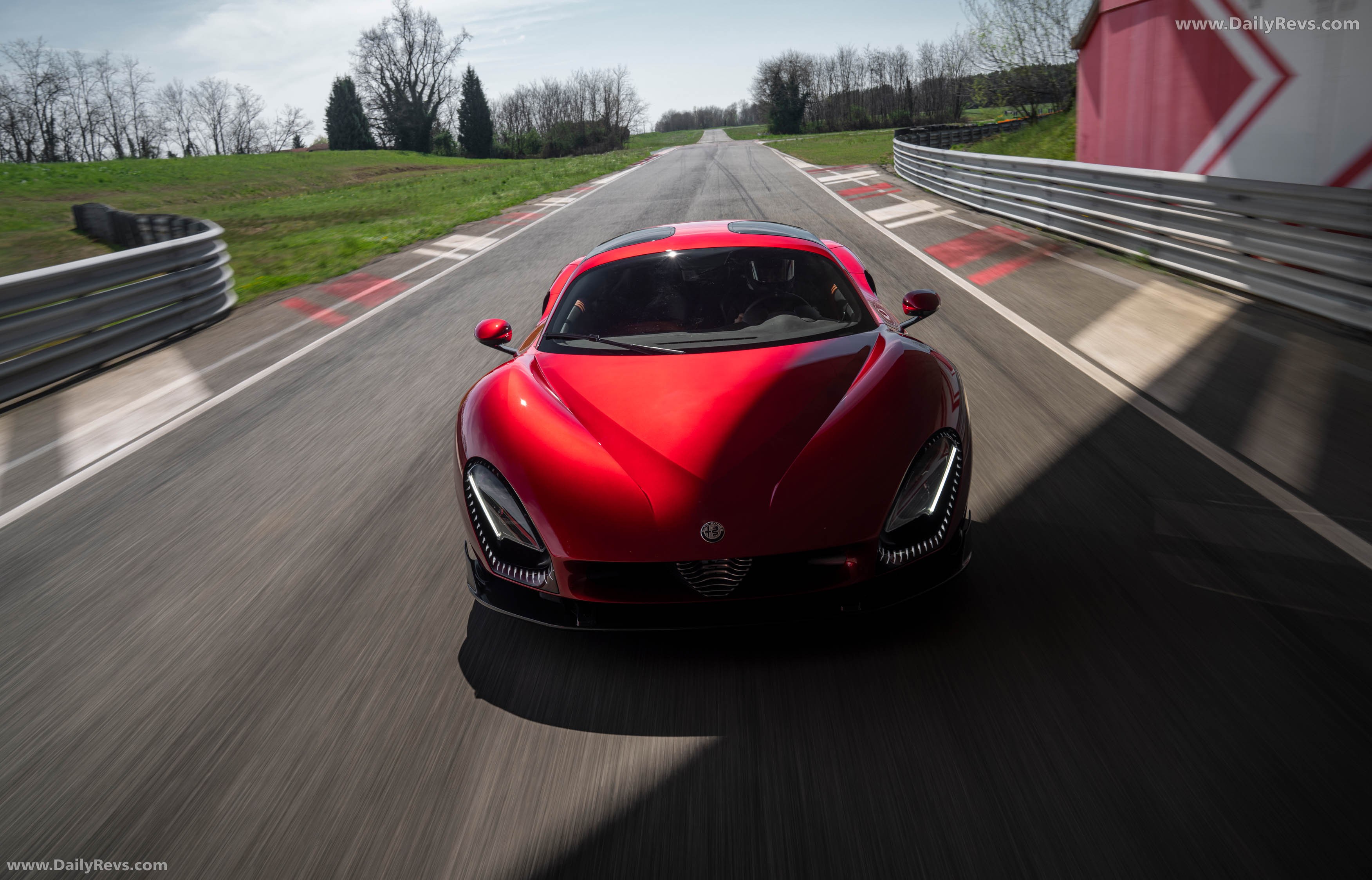2024 Alfa Romeo 33 Stradale Front View
