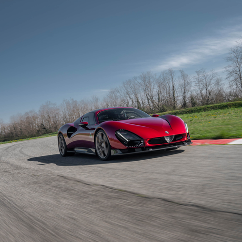 2024 Alfa Romeo 33 Stradale Front View