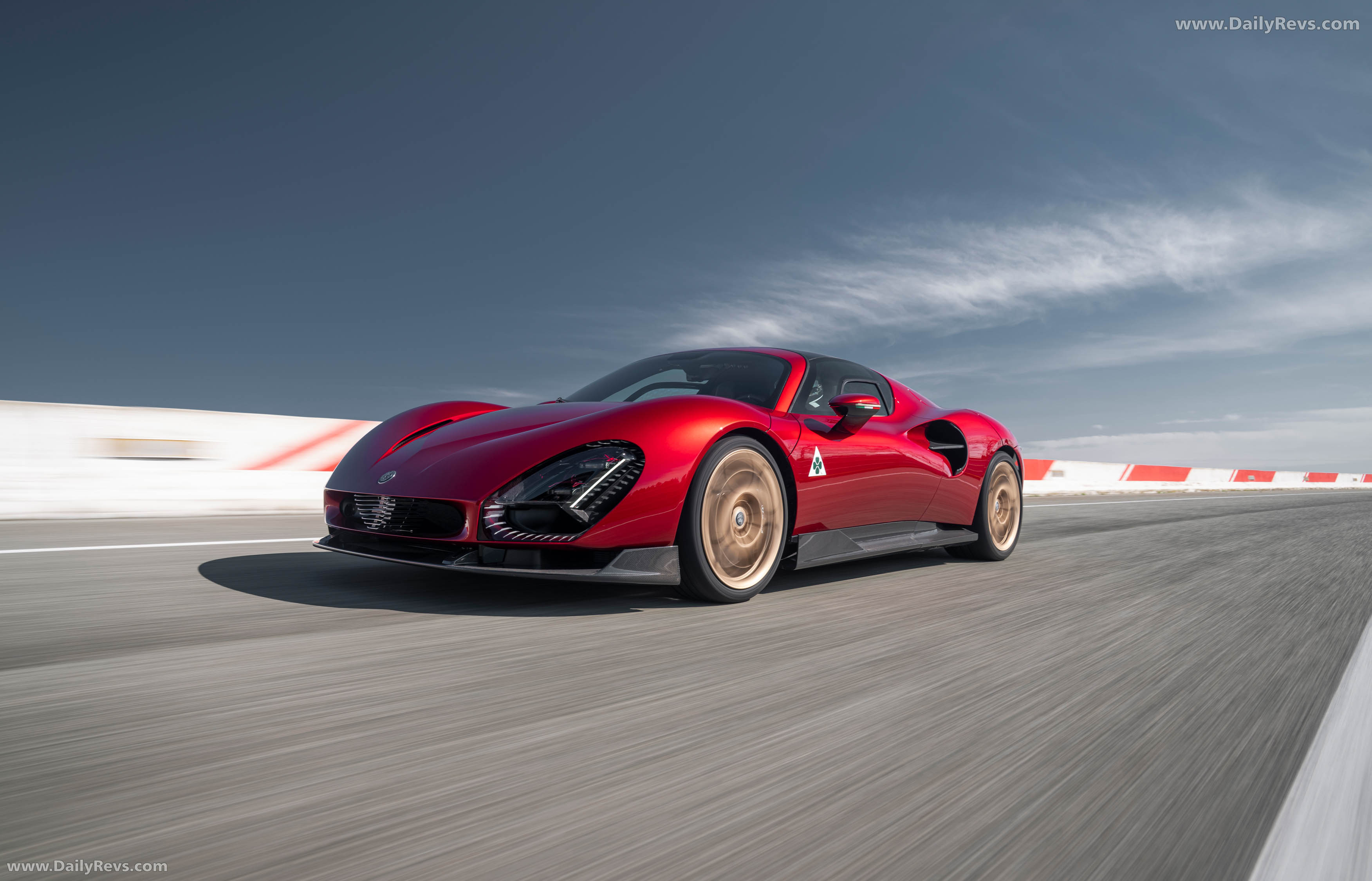 2024 Alfa Romeo 33 Stradale Front View