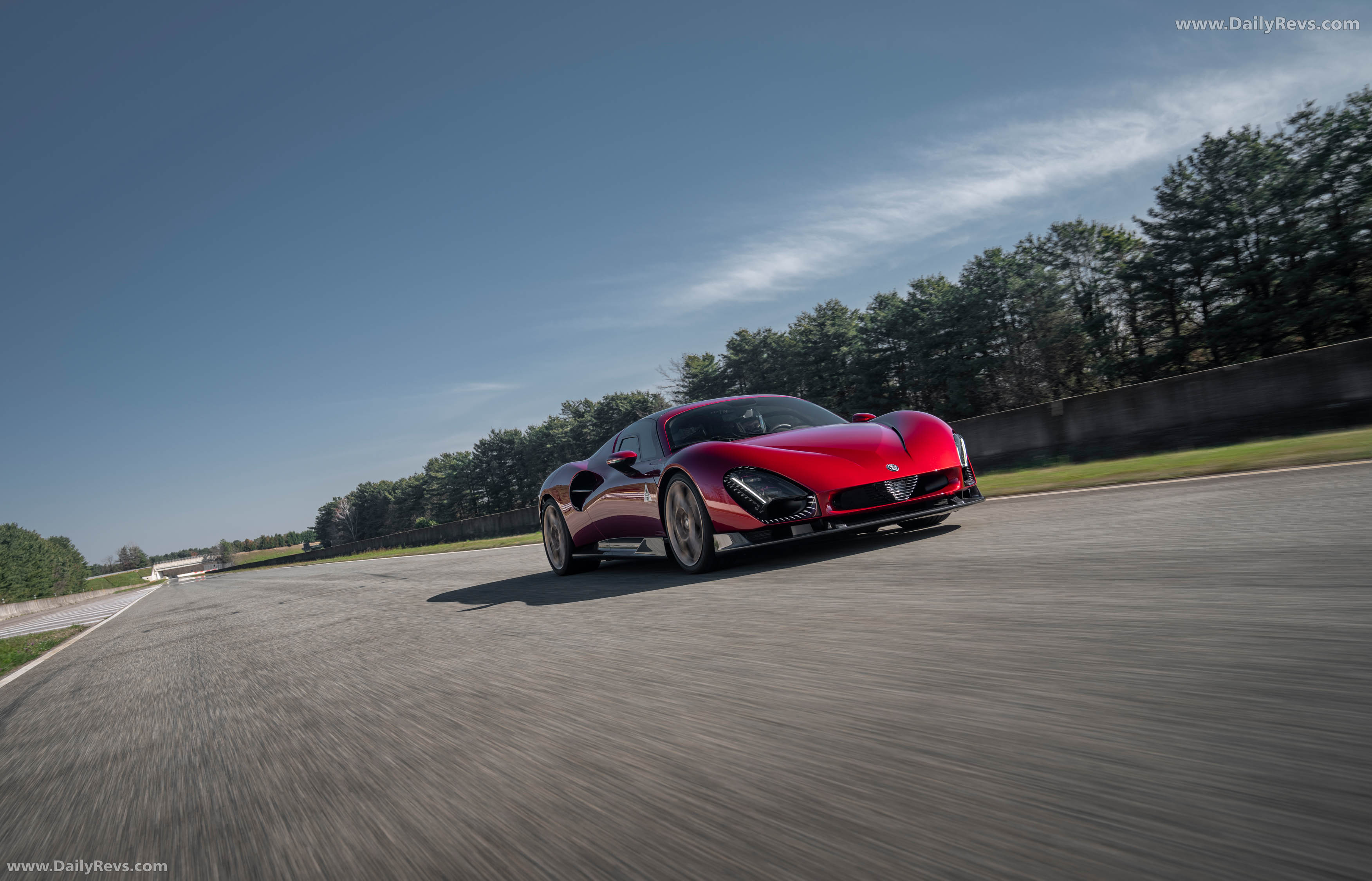 2024 Alfa Romeo 33 Stradale Front View