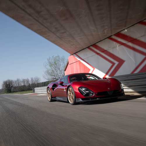 2024 Alfa Romeo 33 Stradale Front View