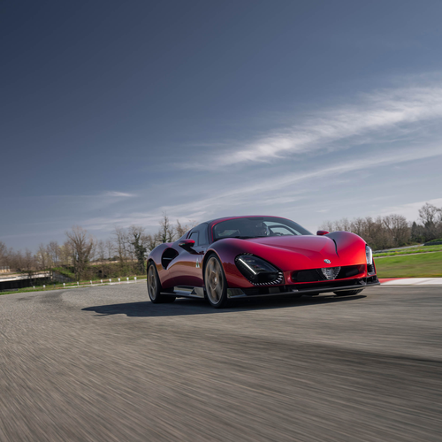 2024 Alfa Romeo 33 Stradale Front View