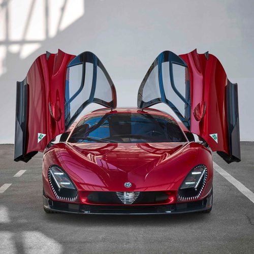 2024 Alfa Romeo 33 Stradale Front View