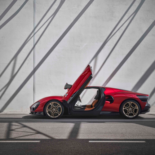 2024 Alfa Romeo 33 Stradale Side View