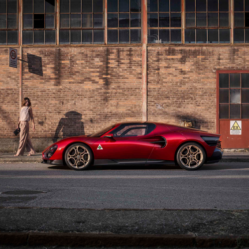 2024 Alfa Romeo 33 Stradale Side View