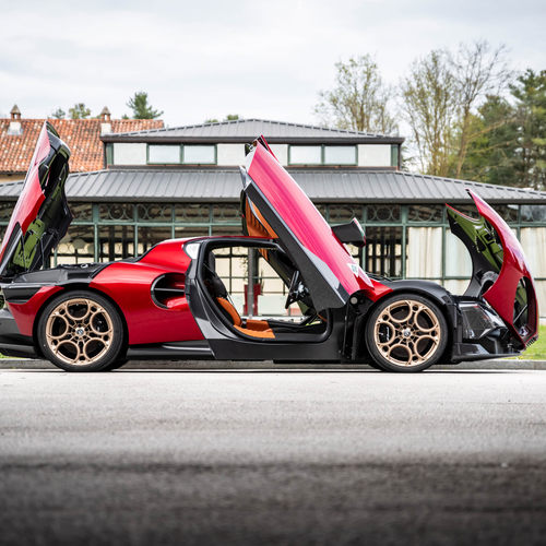 2024 Alfa Romeo 33 Stradale Side View