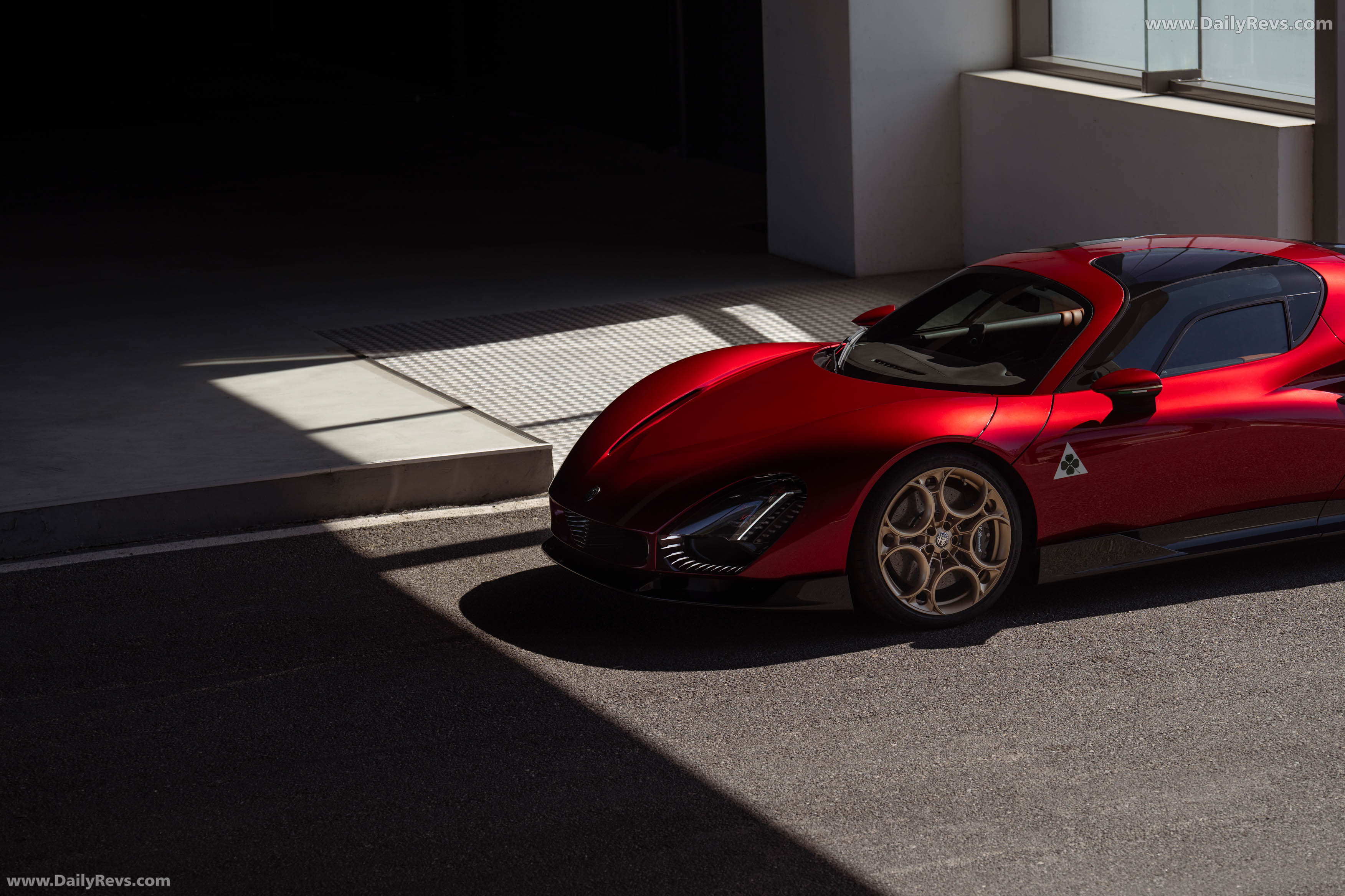 2024 Alfa Romeo 33 Stradale Exterior