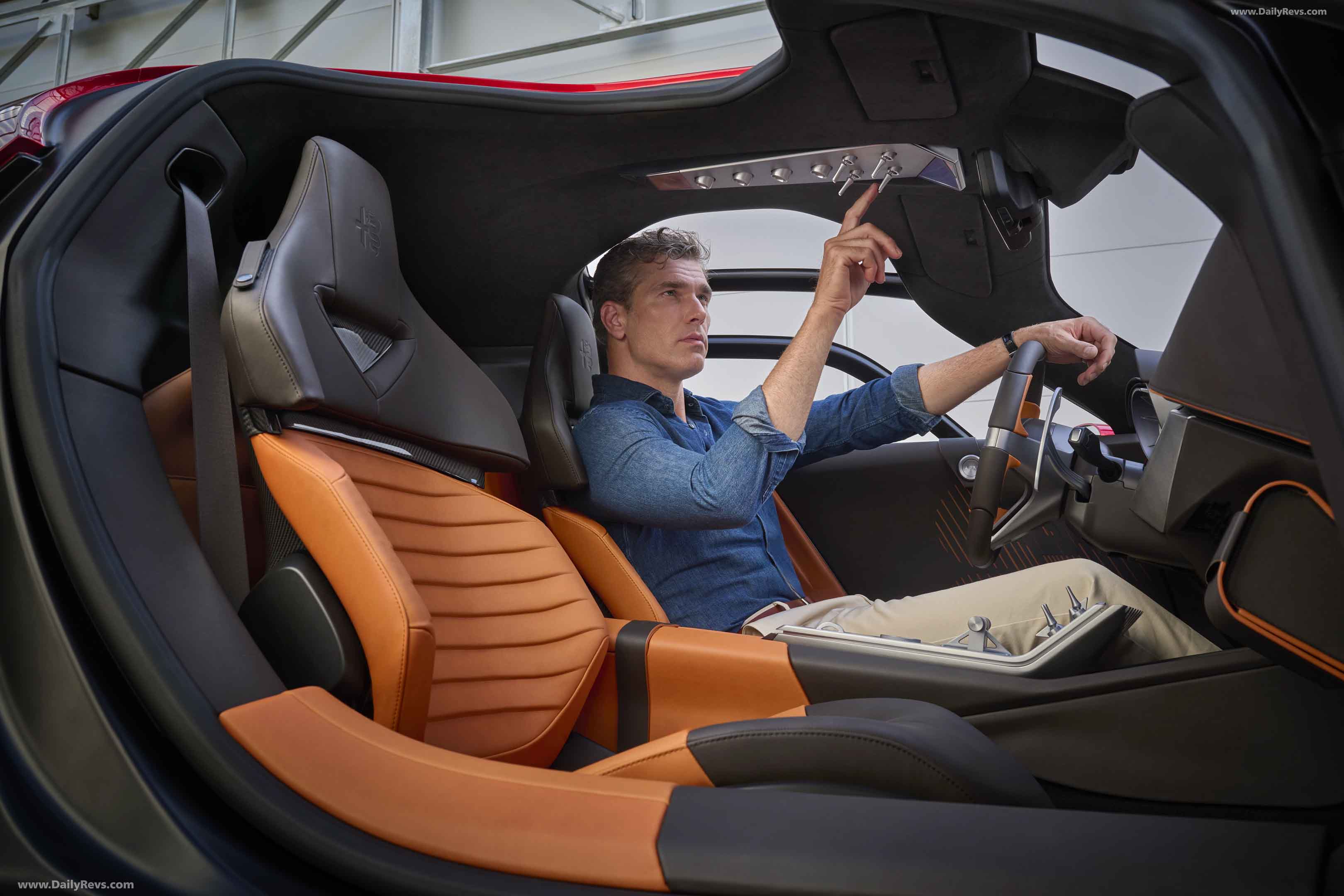 2024 Alfa Romeo 33 Stradale Interior