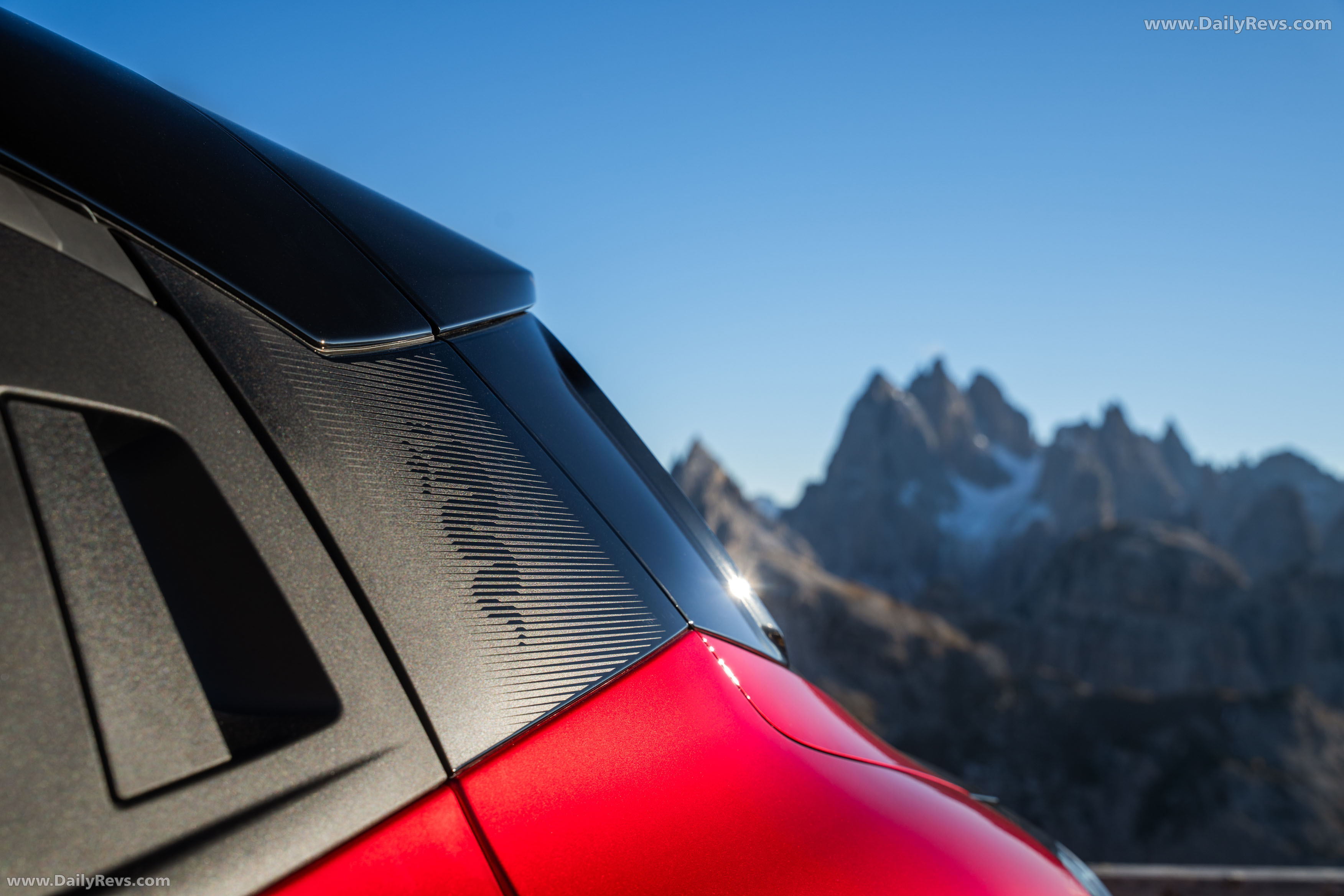 2025 Alfa Romeo Junior Sport Speciale Exterior