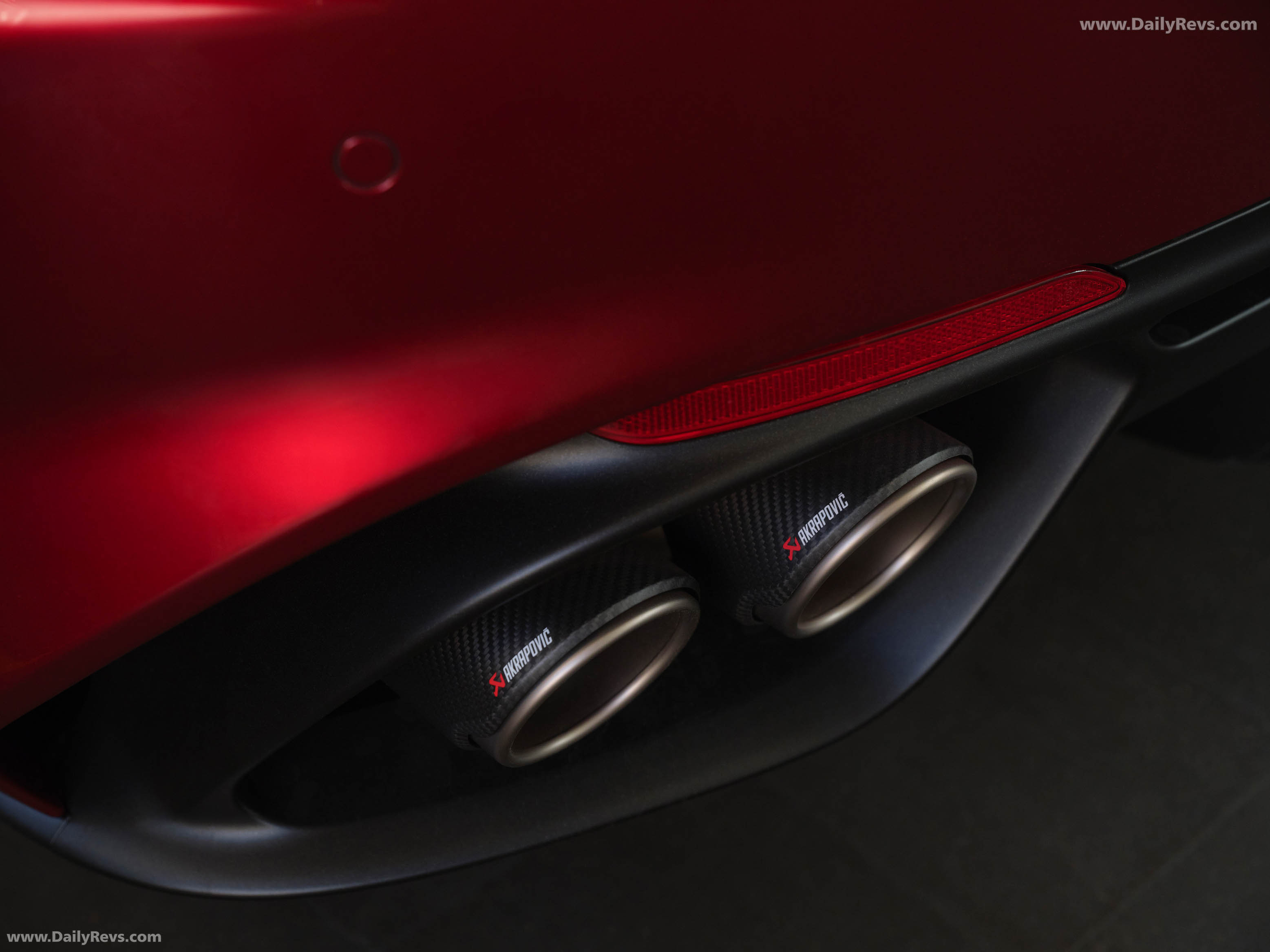 2026 Alfa Romeo Giulia Quadrifoglio Collezione Exterior