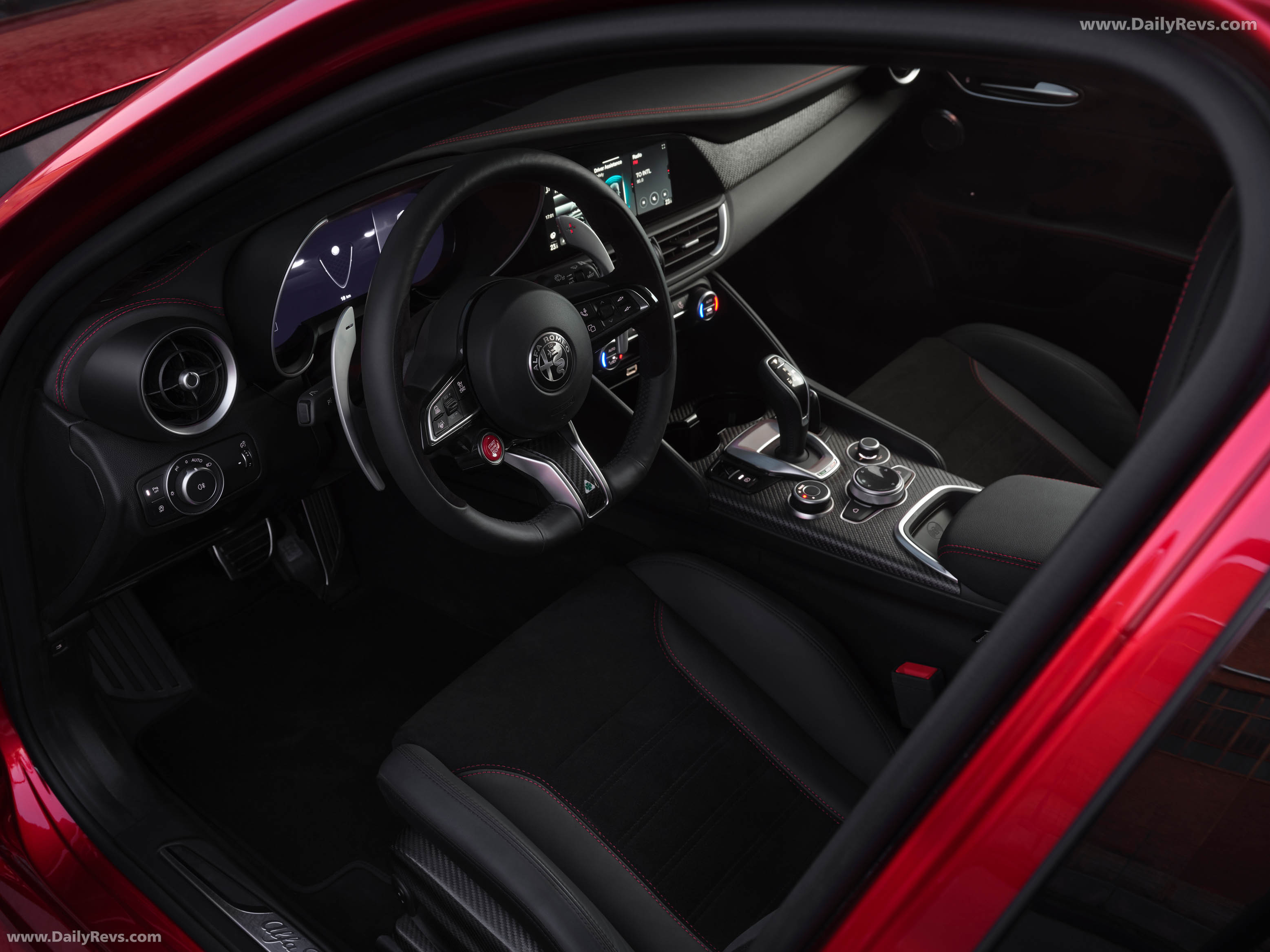 2026 Alfa Romeo Stelvio Quadrifoglio Collezione Interior