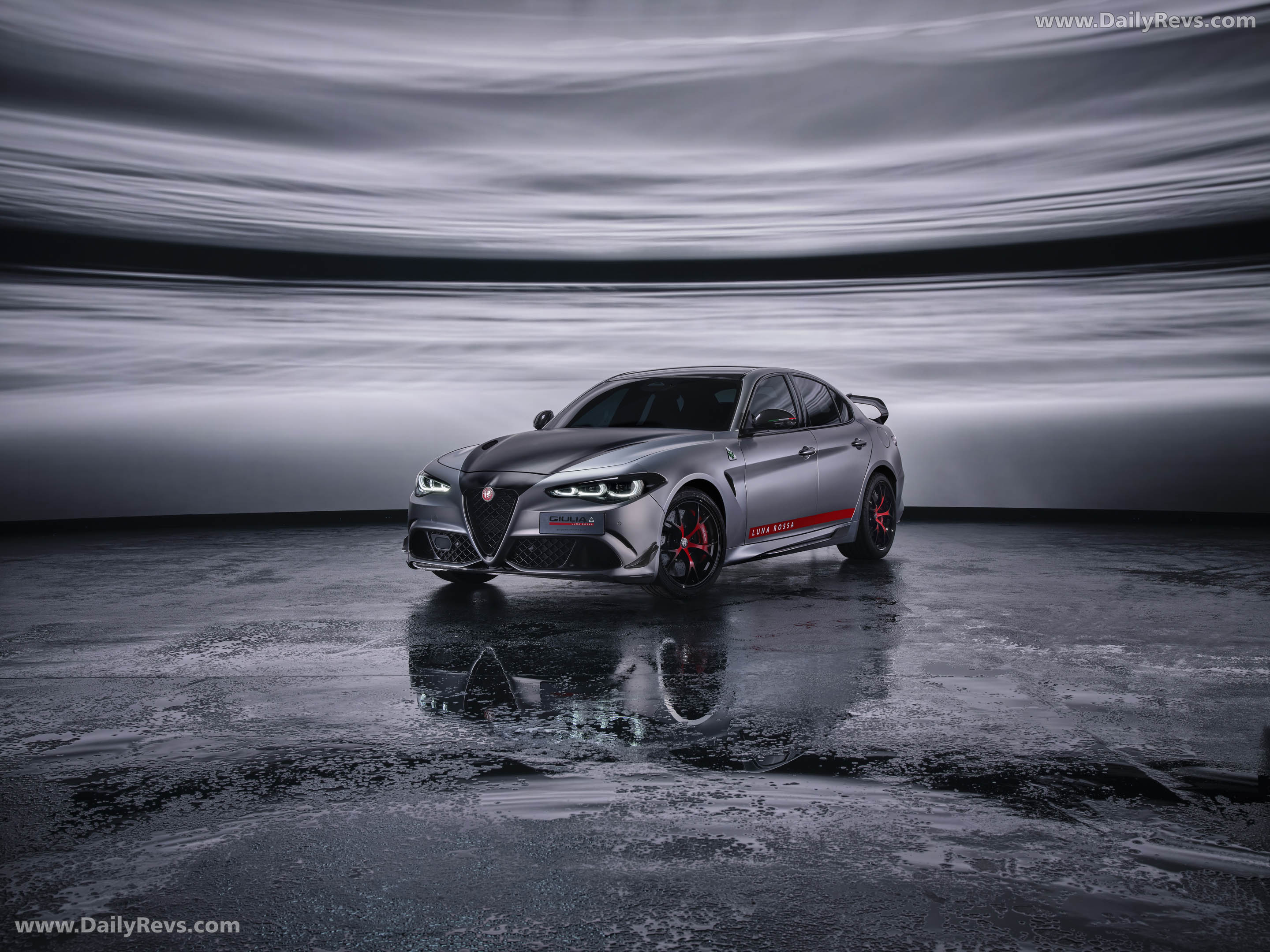 2027 Alfa Romeo Giulia Quadrifoglio Luna Rossa Front View