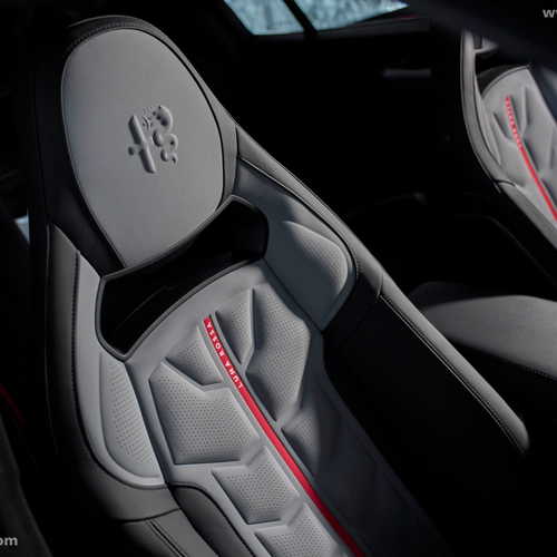 2027 Alfa Romeo Giulia Quadrifoglio Luna Rossa Interior