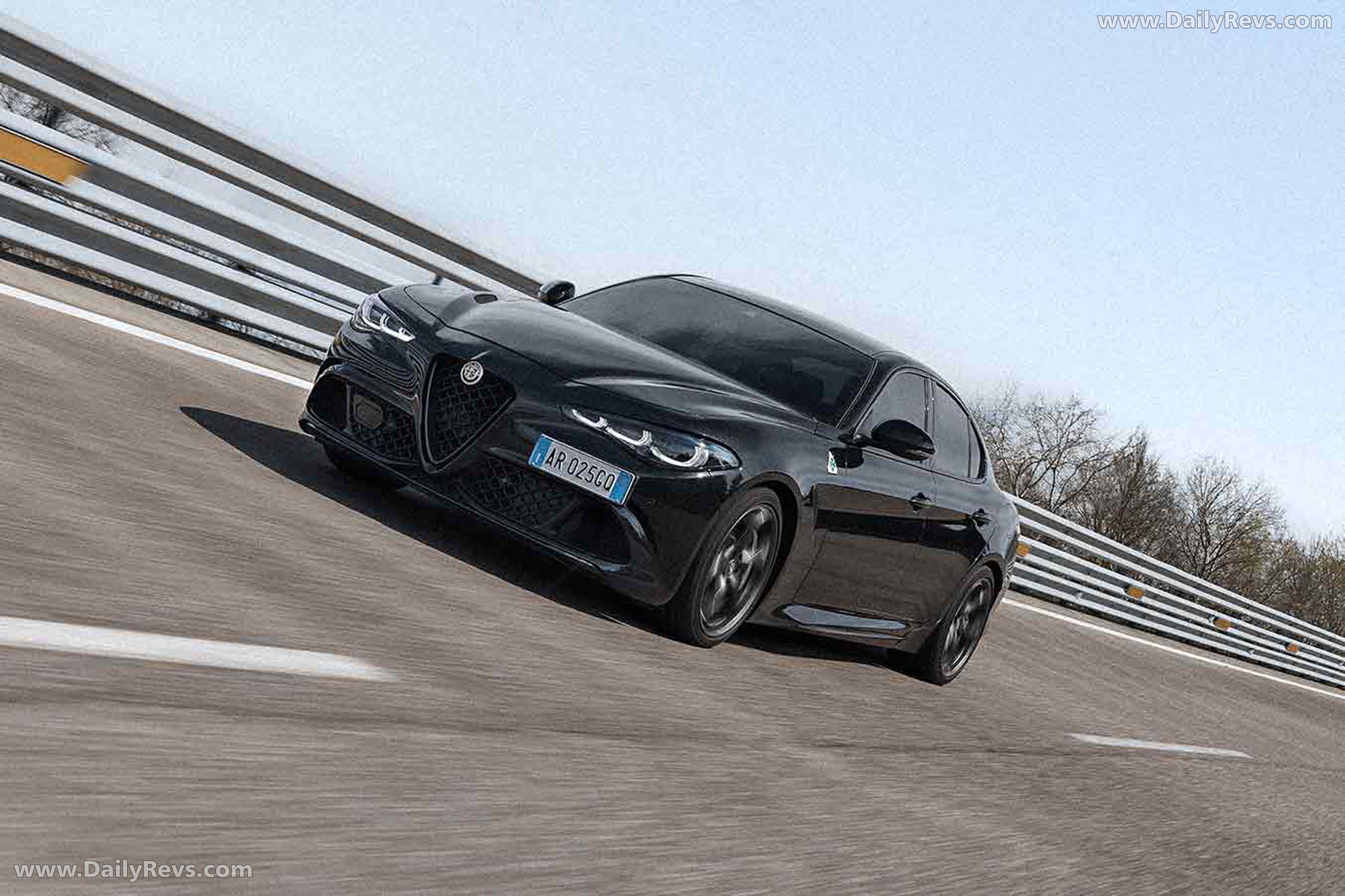 2027 Alfa Romeo Giulia Quadrifoglio Estrema Front View