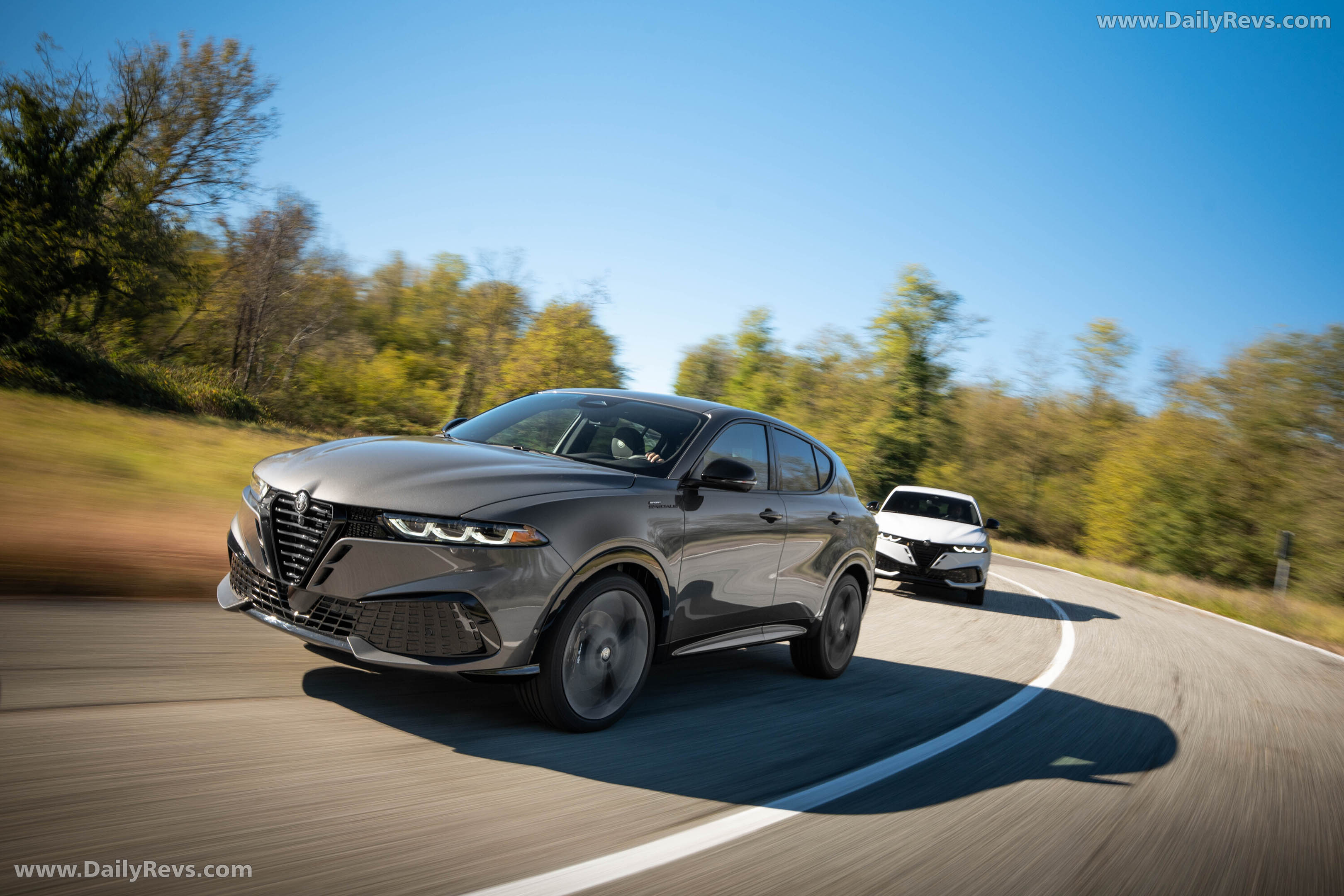 2026 Alfa Romeo Tonale Sport Speciale Grigio Ascari Front View