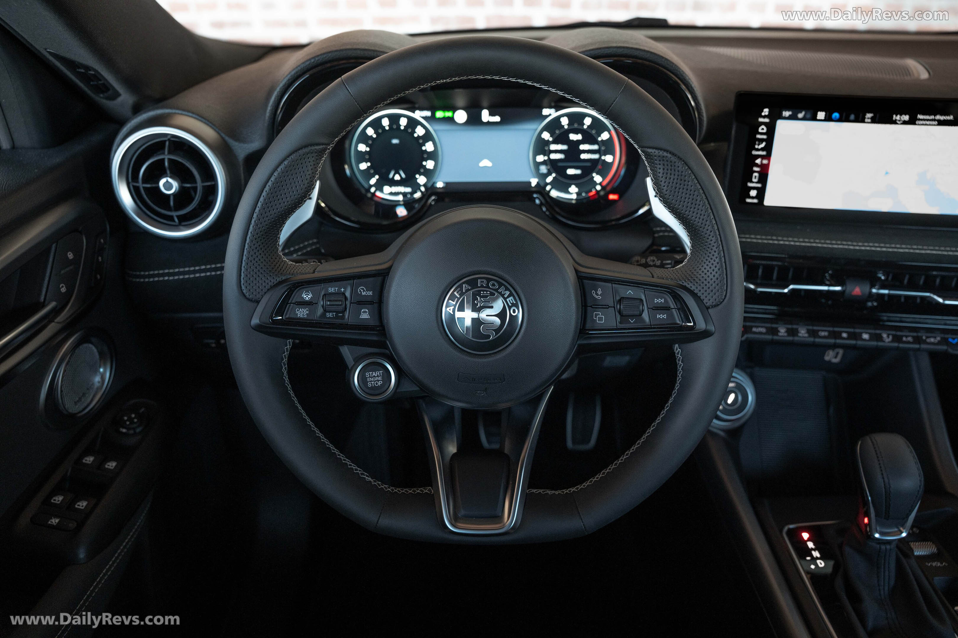 2026 Alfa Romeo Tonale Sport Speciale Grigio Ascari Interior