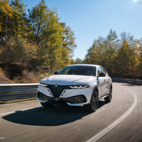 2026 Alfa Romeo Tonale Sport Speciale Milano White Front View