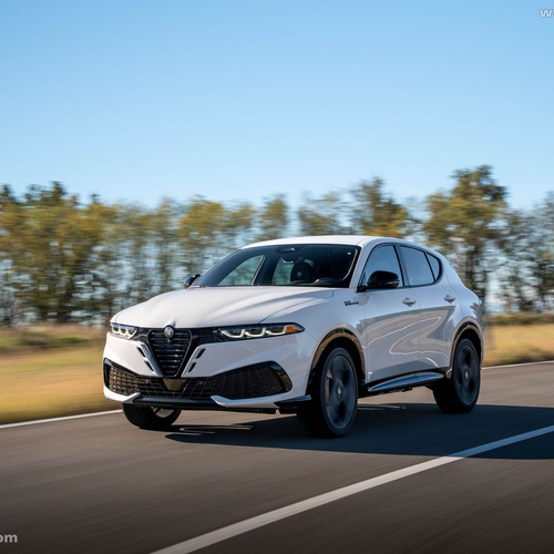2026 Alfa Romeo Tonale Sport Speciale Milano White Front View