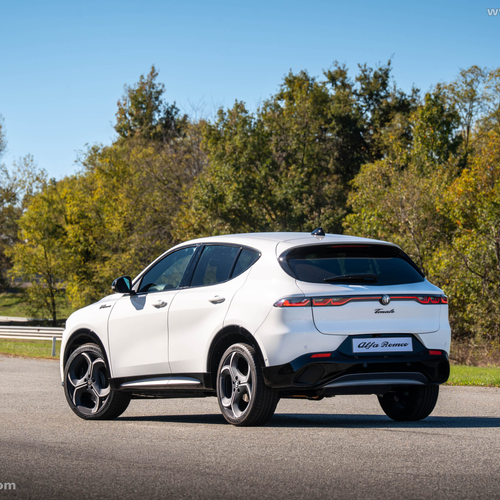 2026 Alfa Romeo Tonale Sport Speciale Milano White Rear View