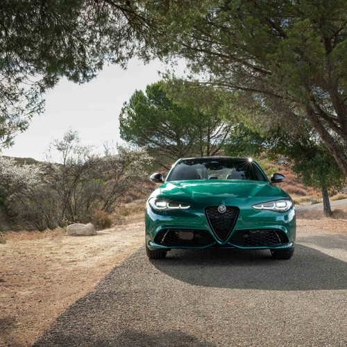 2026 Alfa Romeo Giulia Intensa US Version Front View