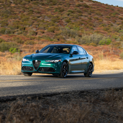 2026 Alfa Romeo Giulia Intensa US Version Front View