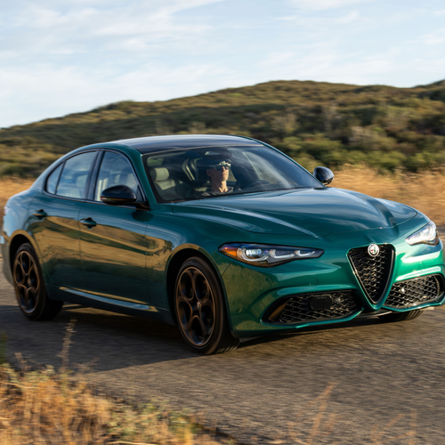 2026 Alfa Romeo Giulia Intensa US Version Front View