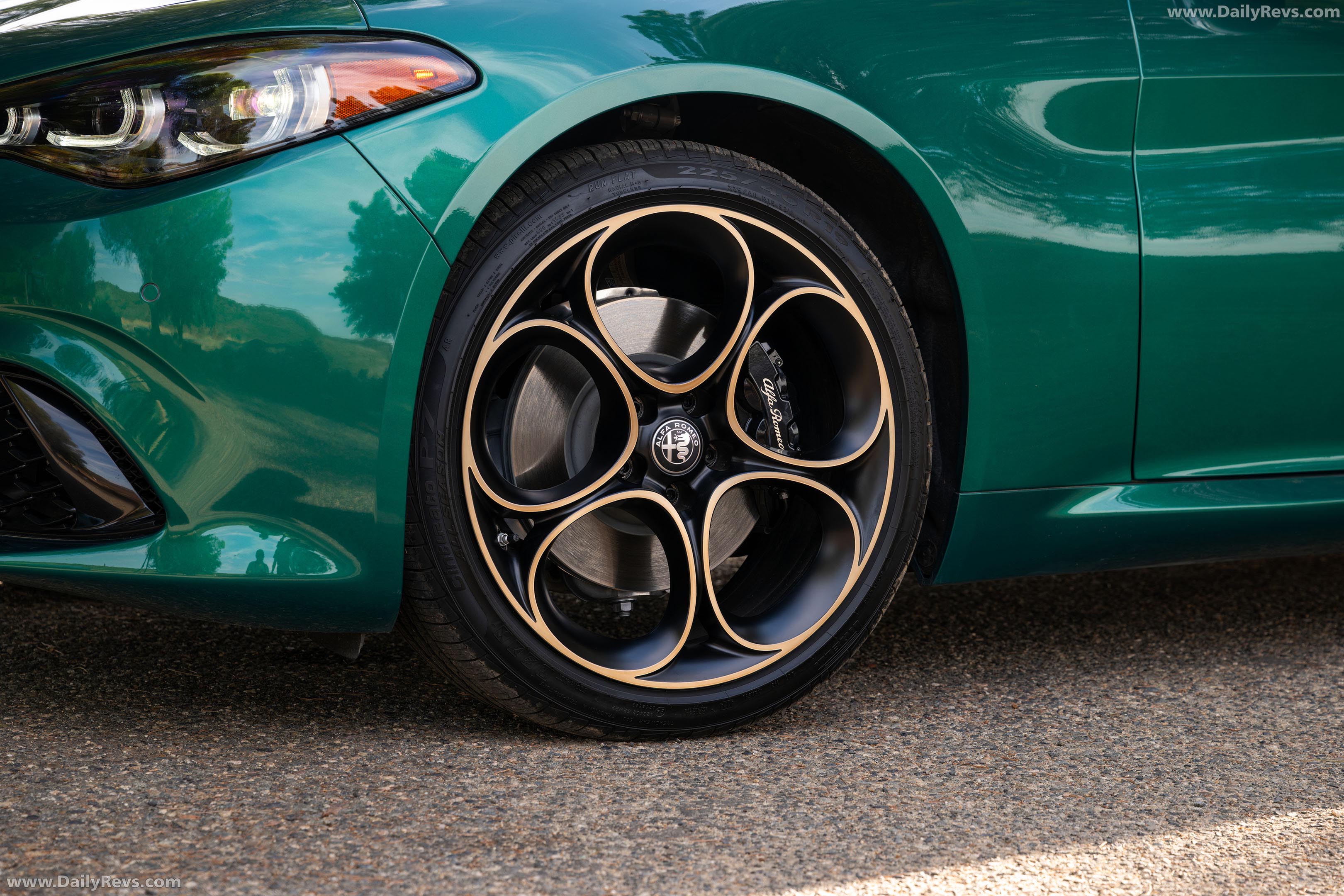 2026 Alfa Romeo Giulia Intensa US Version Exterior