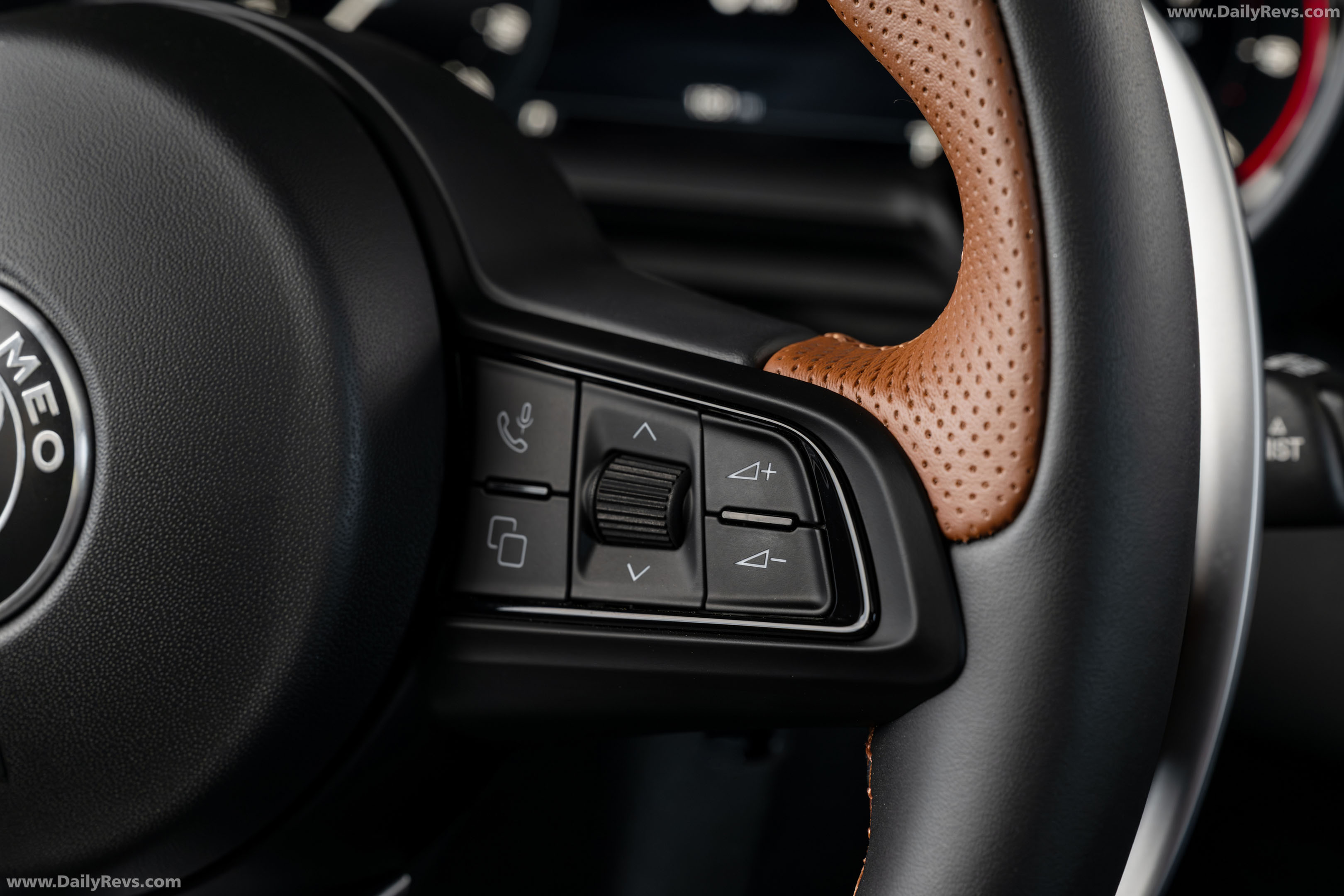 2026 Alfa Romeo Giulia Intensa US Version Interior