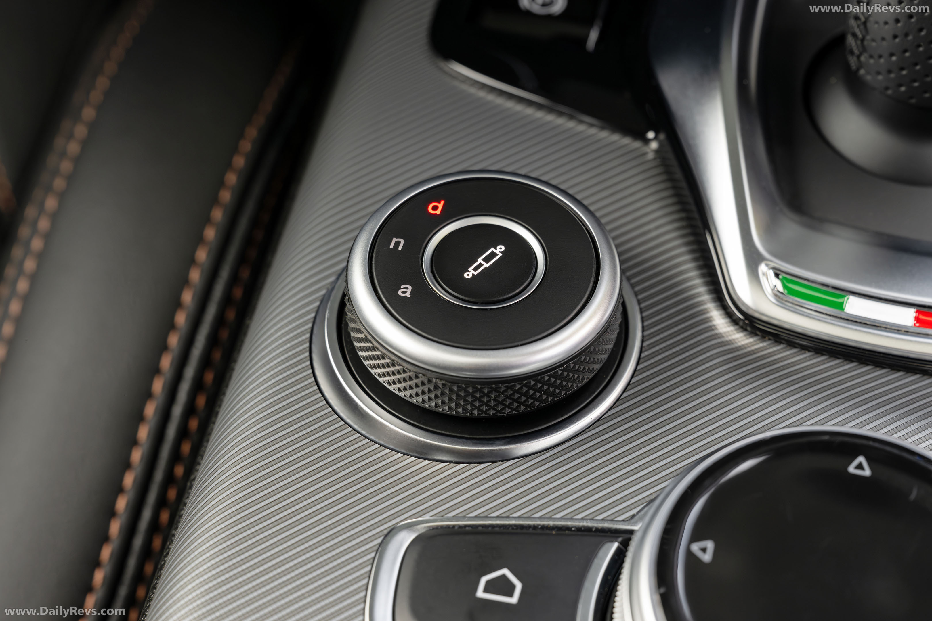 2026 Alfa Romeo Giulia Intensa US Version Interior